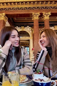Ky Duyen and Minh Trieu Showcase Stunning Couple Outfits During European Vacation - image 0