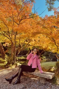 Ky Duyen and Minh Trieu Showcase Stunning Couple Outfits During European Vacation - image 4