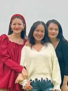 Ky Duyen and Minh Trieu Showcase Stunning Couple Outfits During European Vacation - image 2