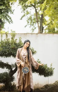 YiTuYu Art Language Vol.6810: Xiao Xi Ya Elegant Photo Series - image 50