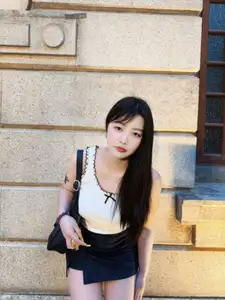 Sha Le Mei Xiao Cang Lao Shi Captivates in Part05 An Enchanting Asian Beauty Portrait - image 3