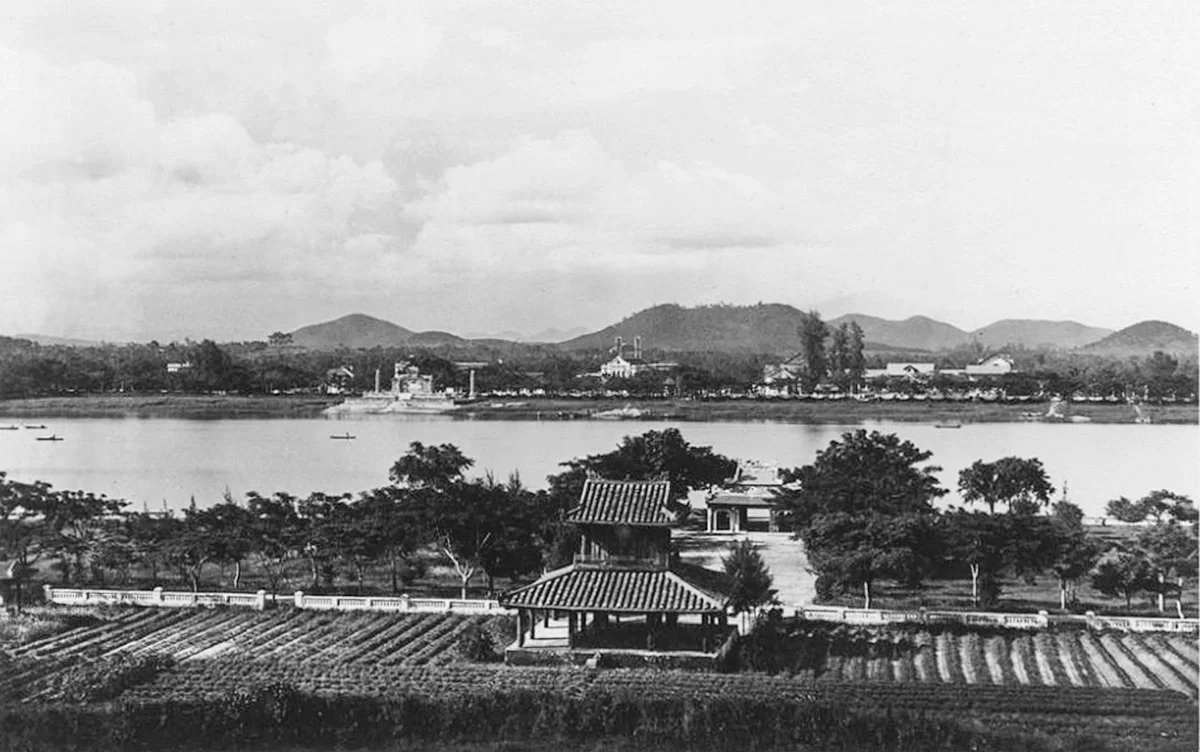 Hue Ancient Capital: A Century of Architectural Evolution and Heritage Preservation in Vietnam