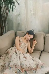Discover Zzzhen's Serene Elegance in YiTuYu Vol.8271: A Captivating Floral Portrait - image 10
