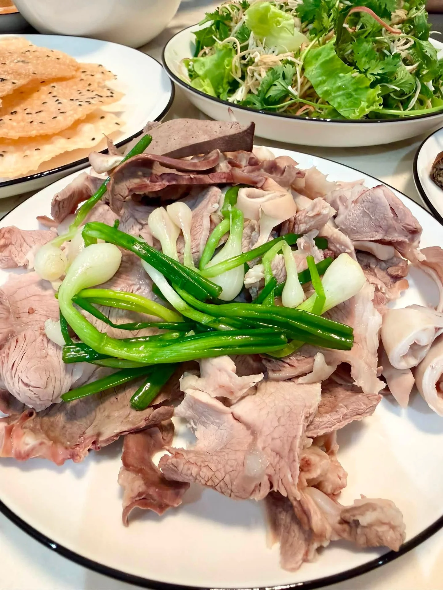 Vietnamese Celeb Update: Quynh Kool's Transformation and Truc Anh's Weight Loss Journey