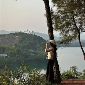 Discovering the Poetic Charm of Hue: A Breathtaking View from the Ancient Capital’s Scenic Balcony - image 3