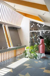 Modern 5-Story Home: A Concrete Sanctuary for Three Generations - image 23