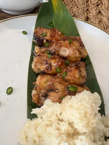 Singer Doan Trang Cooks Delicious Homemade Meal for Her Western Husband and Daughter - image 11