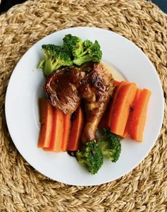 Singer Doan Trang Cooks Delicious Homemade Meal for Her Western Husband and Daughter - image 9