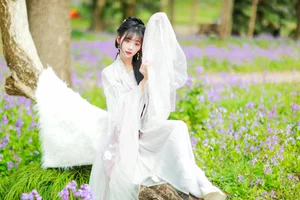 Elegant White Hanfu Photoshoot in Purple Orchid Mist by Art Language - image 5