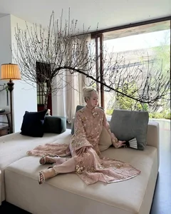 A Peek Inside the Floral Oasis of 'People's Wife' Phuong Ly - image 2