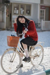 An Qi for YiTuYu Art Language Vol.5851: Redefining Modern Beauty Through the Lens - image 2