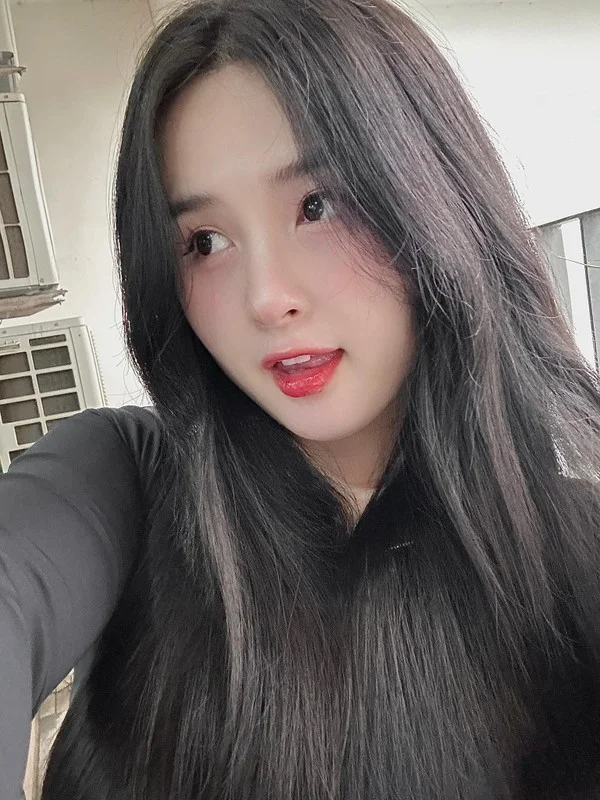 Thao Nari: The Radiant Beauty of the Tay Streamer and Modern Motherhood