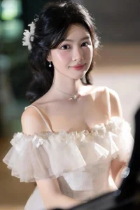Elegant Ladylike Fashion Secrets: How to Style Like a Modern Princess Inspired by Lo Lem - image 2