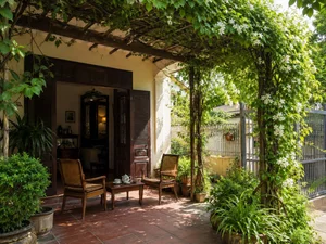 30 Stunning Front Yard Flower Trellis and Climbing Plant Designs for Shade - image 19
