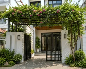 30 Stunning Front Yard Flower Trellis and Climbing Plant Designs for Shade - image 0