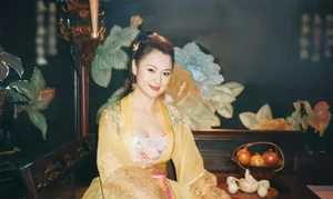 Mesmerizing Visuals of Wang Yuyan’s Mother in Jin Yong’s Classic Adaptations - image 0