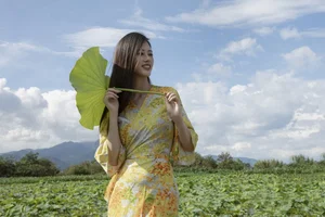 Stunning Visuals in YiTuYu Art Language Vol.5214 Featuring the Captivating Chenaling_cl - image 6