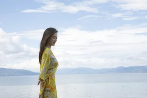 Stunning Visuals in YiTuYu Art Language Vol.5214 Featuring the Captivating Chenaling_cl - image 9