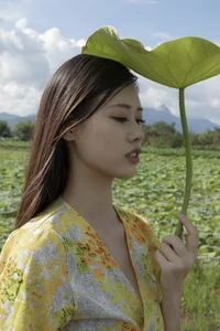 Stunning Visuals in YiTuYu Art Language Vol.5214 Featuring the Captivating Chenaling_cl - image 3