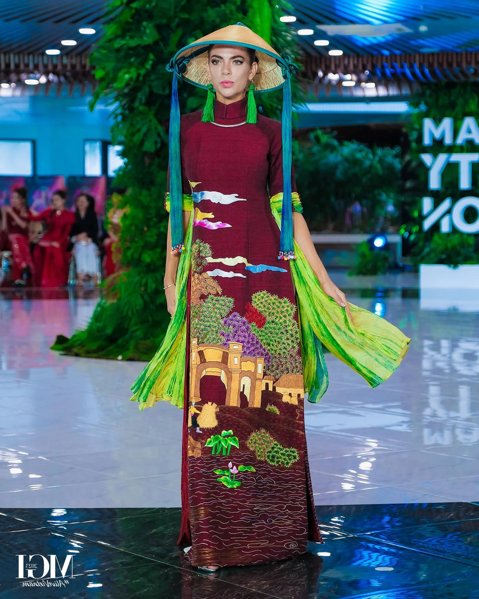 Vietnamese Traditional Costumes Shines Brightly at Miss Grand International 2023 Pageant