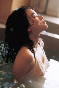 Elegant Visuals: YiTuYu Art Language Vol.6927 Featuring To Xiao Bei - image 3