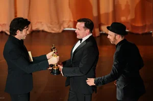 Oscars 2024 Highlights: Oppenheimer Triumphs and Emotional Tribute to Lee Sun Kyun - image 0