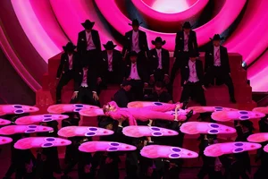 Oscars 2024 Highlights: Oppenheimer Triumphs and Emotional Tribute to Lee Sun Kyun - image 4