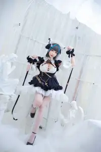 Coser Tomoyo-chan as Azur Lane's Cheshire: Captivating charm and sweet allure. - image 15