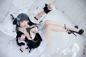 Coser Tomoyo-chan as Azur Lane's Cheshire: Captivating charm and sweet allure. - image 6