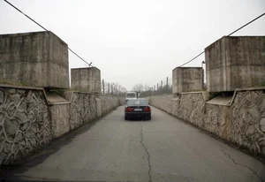 Rare Glimpse Into Daily Life in North Korea: Pyongyang’s Deepest Subways and Rural Landscapes - image 2