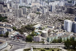 Rare Glimpse Into Daily Life in North Korea: Pyongyang’s Deepest Subways and Rural Landscapes - image 1