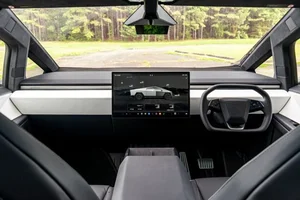 The Tesla Cybertruck 2024 Makes a Stunning Debut on the Streets of Vietnam - image 1