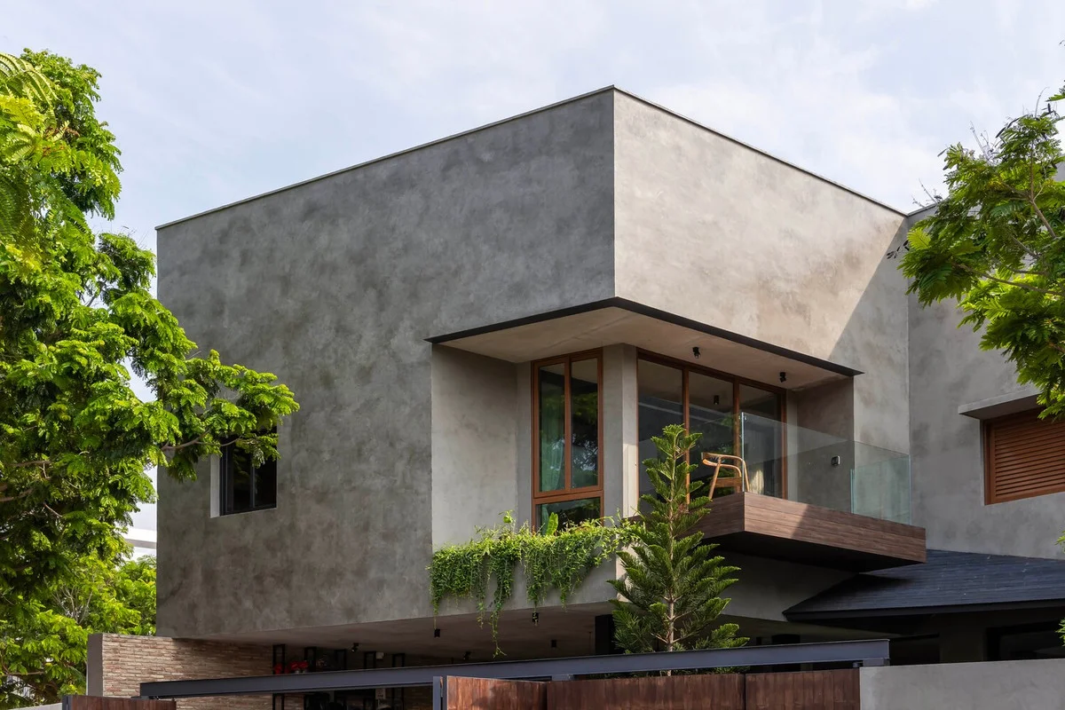 Innovative Concrete Architecture: A Unique Home Design for the Climate of Phan Rang