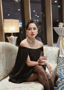 Iconic Vietnamese Actress Captivates in Elegant Backless Fashion Gallery - image 3