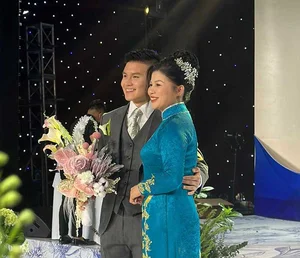 Quang Hai and Chu Thanh Huyen’s Grand Wedding: Exclusive Menu and Stunning 1,200-Guest Celebration Details Revealed - image 4