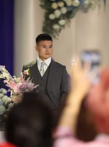 Quang Hai and Chu Thanh Huyen’s Grand Wedding: Exclusive Menu and Stunning 1,200-Guest Celebration Details Revealed - image 5