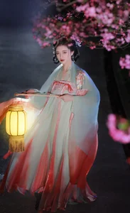 YiTuYu Art Language Vol.4699: Artistic Expressions with Model Wu Sui - image 14