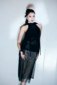 MC Thanh Thanh Huyen: Perfect Figure, Radiant Beauty, Alluring Elegant Style. - image 10