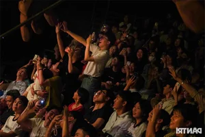 Thrilling Circus Show in Ho Chi Minh City Human Pyramids - image 2