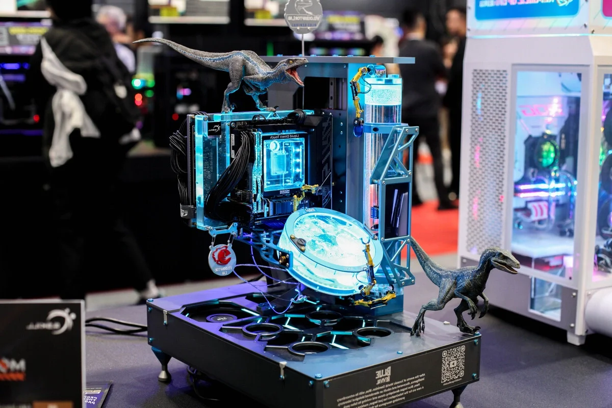 Unique Custom PC Builds: Where High-Tech Engineering Meets Artistic Design