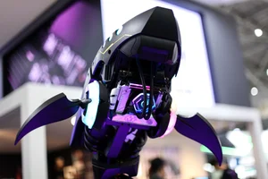 Unique Custom PC Builds: Where High-Tech Engineering Meets Artistic Design - image 7