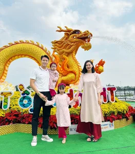 Vietnamese Football Stars Celebrate Lunar New Year: Heartfelt Tet Wishes to Fans - image 5