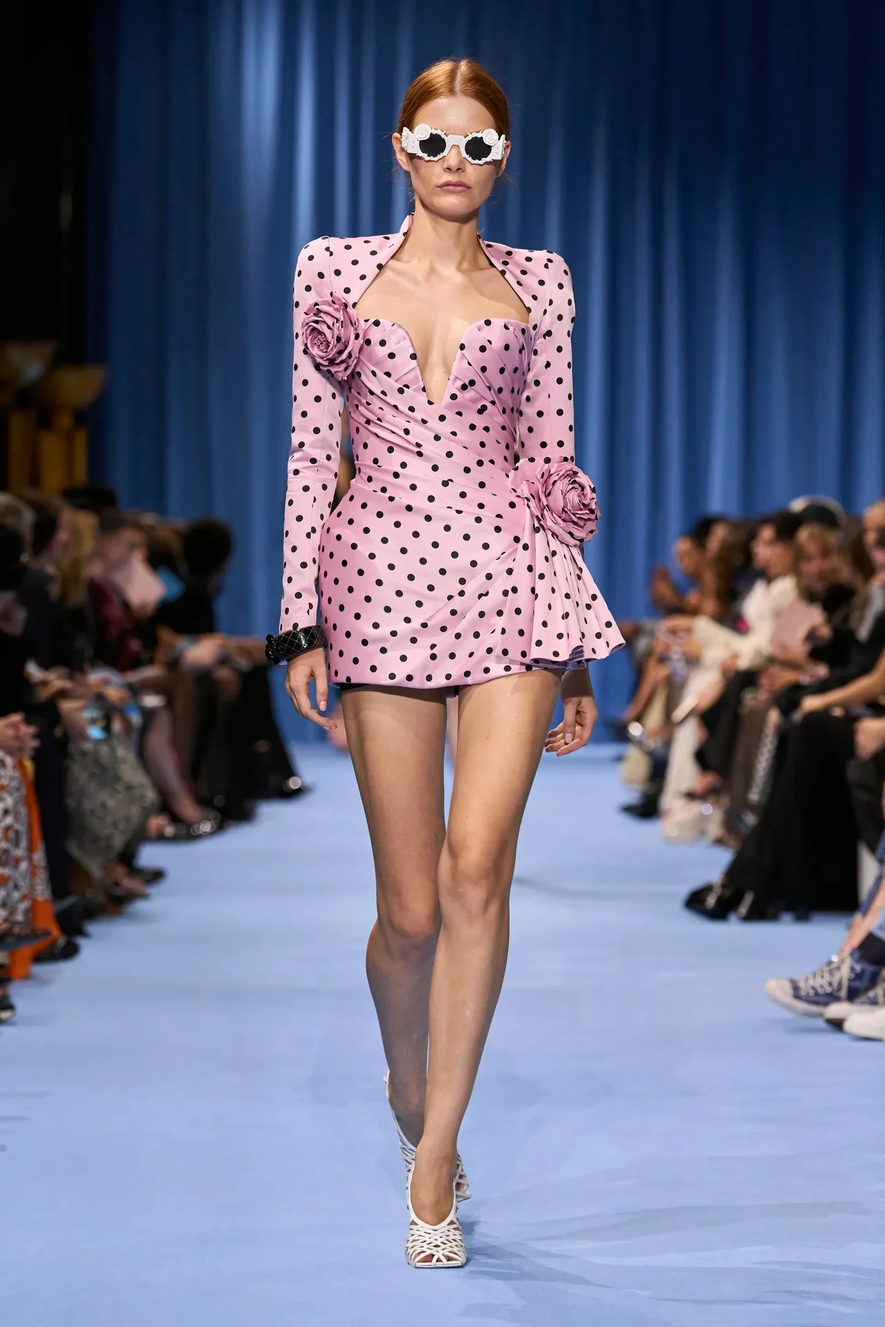 Elegant Rose-Inspired Fashion Trends: A Modern Take on Floral Elegance