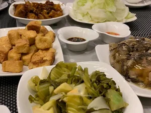 MC Tran Quang Minh’s Giant Crab Discovery Sparks Fun Social Media Buzz Among Famous Colleagues - image 0