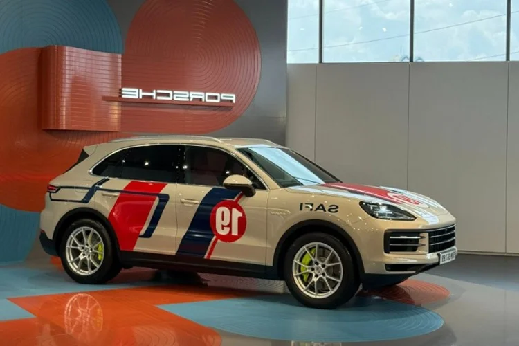 The Rise of Elite Hybrid SUVs: Inside the Porsche Cayenne S E-Hybrid
