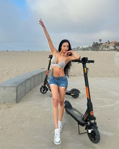 Stunning Thai Influencer Showcases Bold Bikini Style and Unique Body Art in Latest Gallery - image 7
