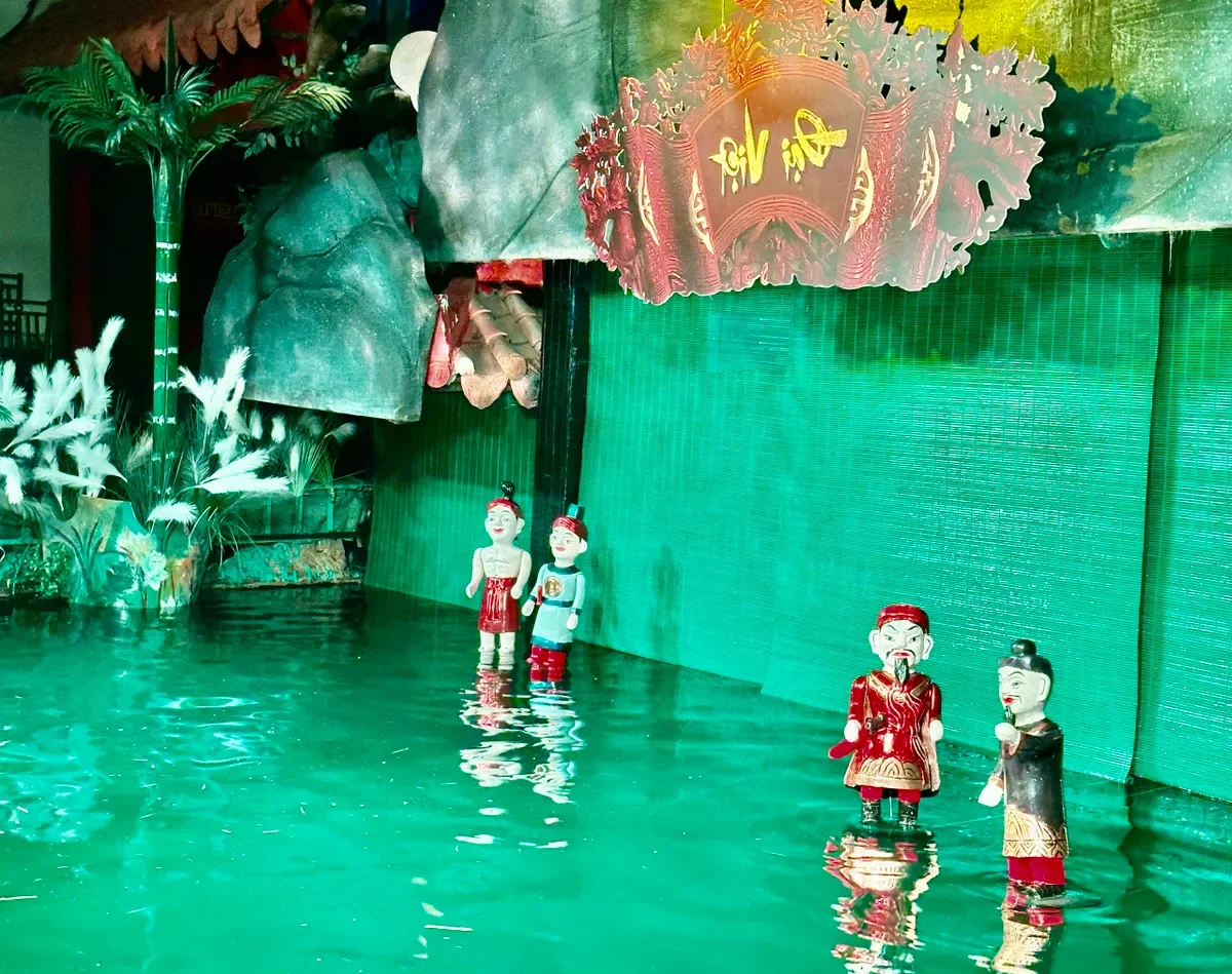 The Legend of Yet Kieu: A Spectacular Water Puppetry Performance for Lunar New Year