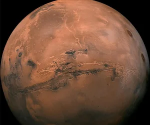 Why Is the Night Sky on Mars Eerily Blue? The Science of Martian Sunsets - image 2