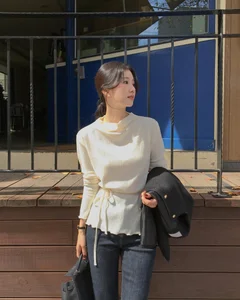 How to Style Jeans for a Luxurious and High-End Aesthetic in 2026 - image 2