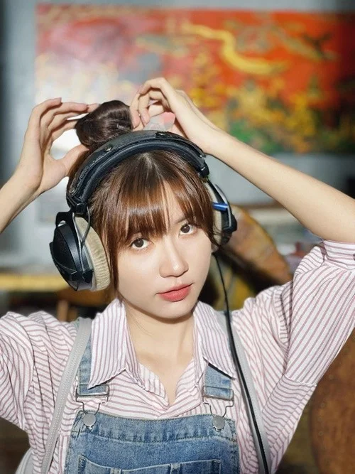 The sweet and poetic charm of actress Ngoc Huyen from 'Love and Destiny'